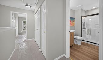 6576 MEDINAH Ln, Alexandria, VA 22312