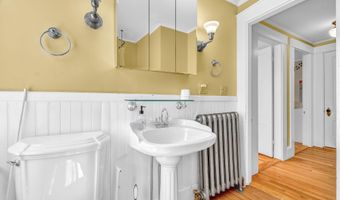 840 Broadway, Bangor, ME 04401