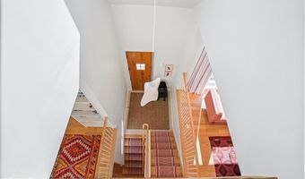 5619 OAKMONT Ave, Bethesda, MD 20817