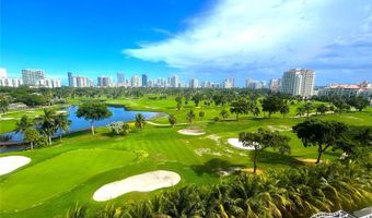 20379 W Country Club Dr 935-3, Aventura, FL 33180