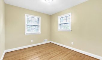 664 GREENBRIER St, Arlington, VA 22204
