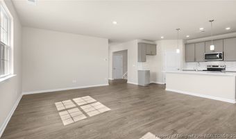 357 Maddox Dr, Aberdeen, NC 28315