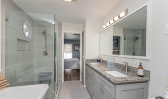 185 Peach Cider Rd, Batesburg Leesville, SC 29006
