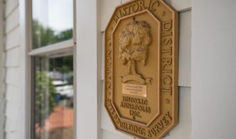 238 KING GEORGE St, Annapolis, MD 21401