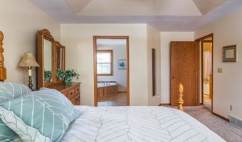 N390 TAMARACK Drive, Appleton, WI 54915
