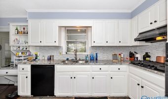 744 4th Ave NW, Arab, AL 35016