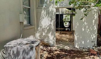 809 S Roselawn Ave, Artesia, NM 88210