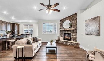 2076 LACY Dr, Cheyenne, WY 82009