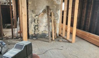 423 3rd St, Allison, PA 15413