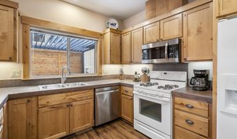 2737 NW Skyliners Rd, Bend, OR 97703