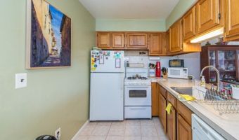 6 Steamboat Dr 11, Alloway, NJ 07462