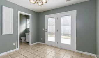 573 Raven Way Apt B, Chubbuck, ID 83202