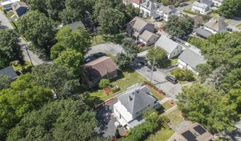 24 Livingston Ave, Andover, NJ 07801