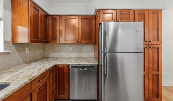 73 Encampment Dr, Bedminster, NJ 07921