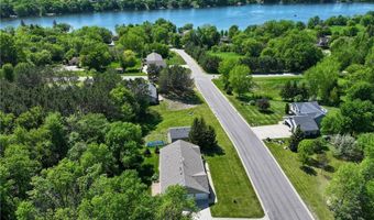 2945 Wilderness Ridge Rd SE, Alexandria, MN 56308