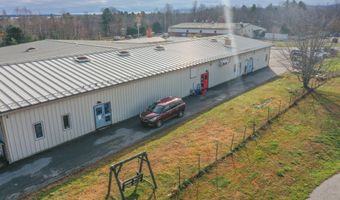 11 Airport Rd, Belfast, ME 04915