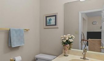 403 Arbor Glen Dr, Ballwin, MO 63021