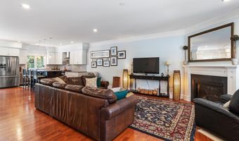 13 Taylor Cove Dr 13, Andover, MA 01810