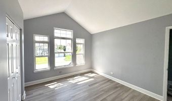 1145 Mackenzie Dr, Antioch, IL 60002