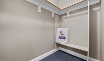 3625 10TH St N 303, Arlington, VA 22201