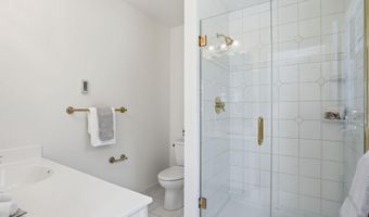 8200 BEECH TREE Rd, Bethesda, MD 20817