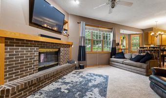 2400 Ridgetop Cir, Ames, IA 50014