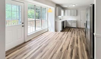 2945 Georgian Manor Dr, Alpharetta, GA 30022
