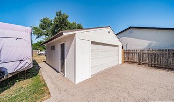 464 S Meridian St, Blackfoot, ID 83221