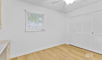 18 Rollins Pl, Atmore, AL 36502