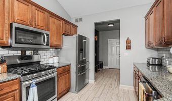 3305 Sedwick St, Ames, IA 50010