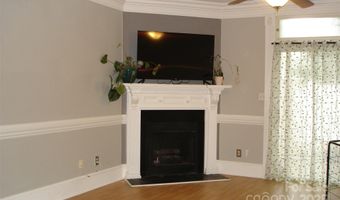 8868 Treyburn Dr 191, Charlotte, NC 28216