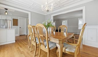 17 Norman Ave, Amityville, NY 11701