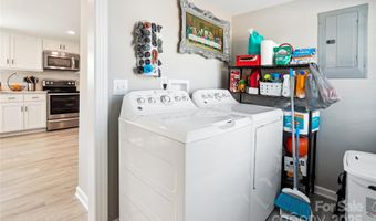 605 W Mason St, Albemarle, NC 28001