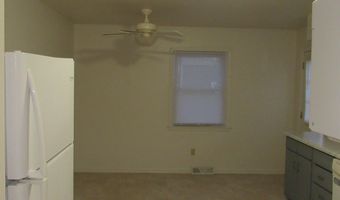 34 B Commodore St, Albany, NY 12205