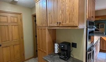 577 Schluersburg Rd, Augusta, MO 63332