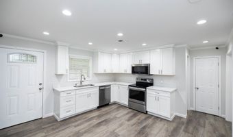 800 Woodall St, Albertville, AL 35951