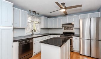 28 Dante Ave, Johnston, RI 02919