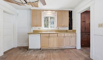 30 Old Wolcott Rd, Bristol, CT 06010