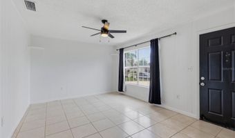 208 AVALONE Dr, Apopka, FL 32703