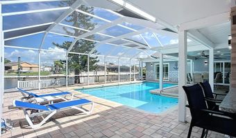 6531 SANTIAGO Ct, Apollo Beach, FL 33572
