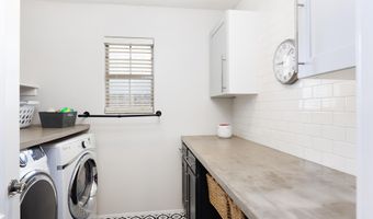 221 W Tahiti Dr, Casa Grande, AZ 85122