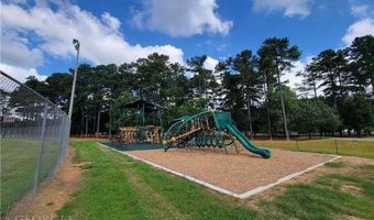 150 Village Green Dr NW 26, Adairsville, GA 30103