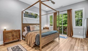 20 Phillip Ln, Arden, NC 28704