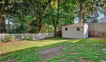 555 Lakeside Dr, Bridgeport, CT 06606