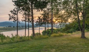 6955 Apple Aly, Bonners Ferry, ID 83805
