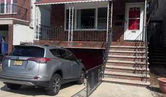 696 AVENUE E Floor 1, Bayonne, NJ 07002