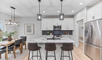 1148 S 8th St, Ashland, NE 68003