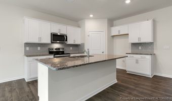 1085 Misty Creek Dr, Aberdeen, NC 28315