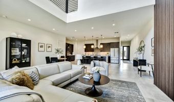 6525 E CAVE CREEK Rd 202, Cave Creek, AZ 85331