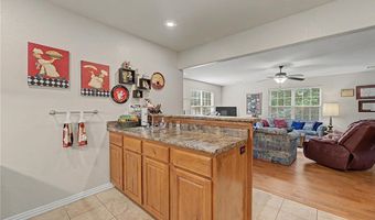 12 Hoyer Ln, Bella Vista, AR 72714
